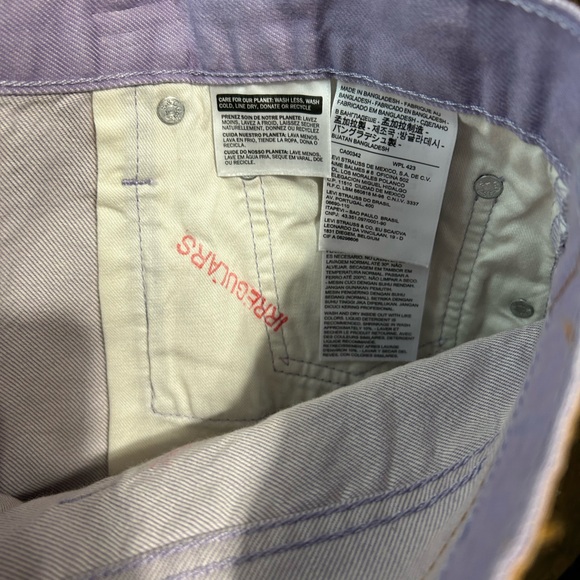Levi’s Pastel Purple Mid Rise Relaxed Fit Women’s Pocketed Shorts Size W 30 - Picture 8 of 10